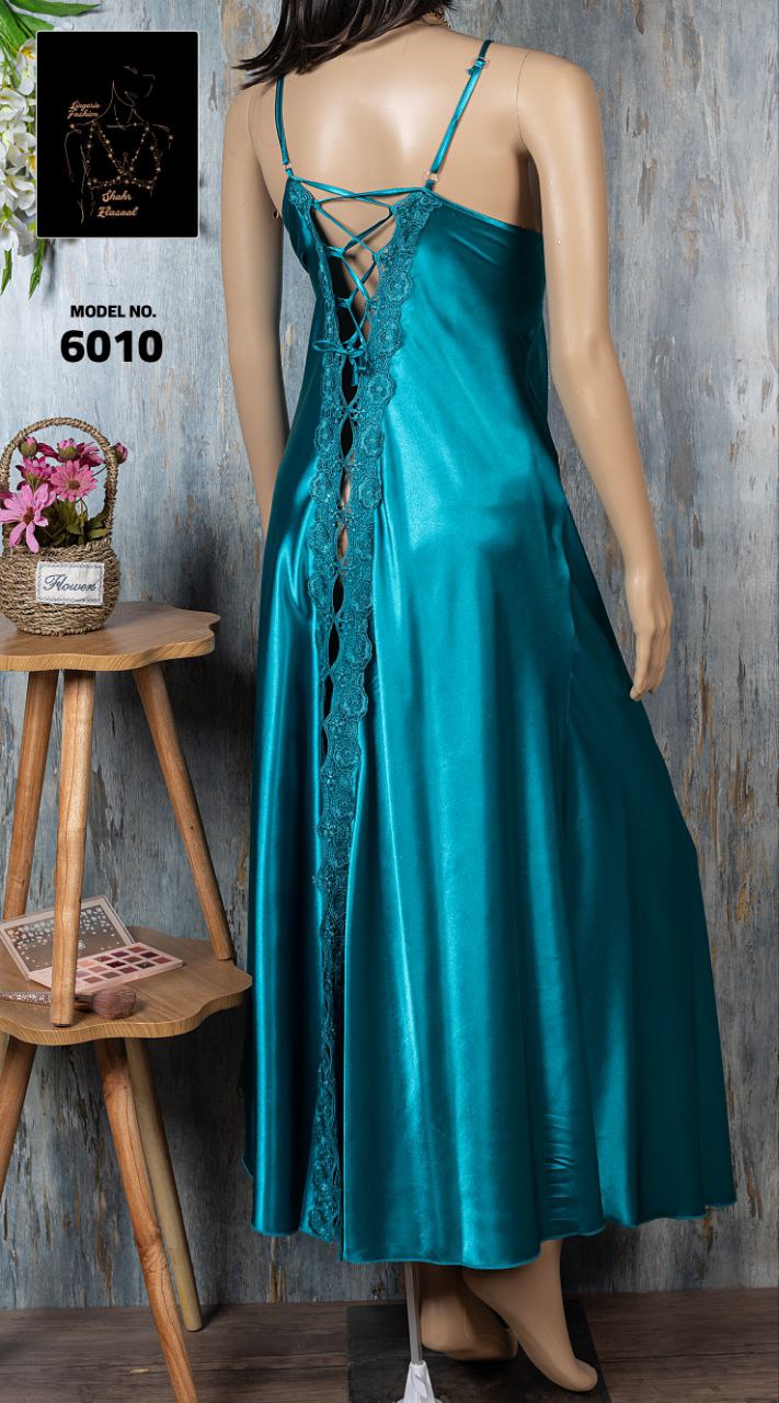 blue dress